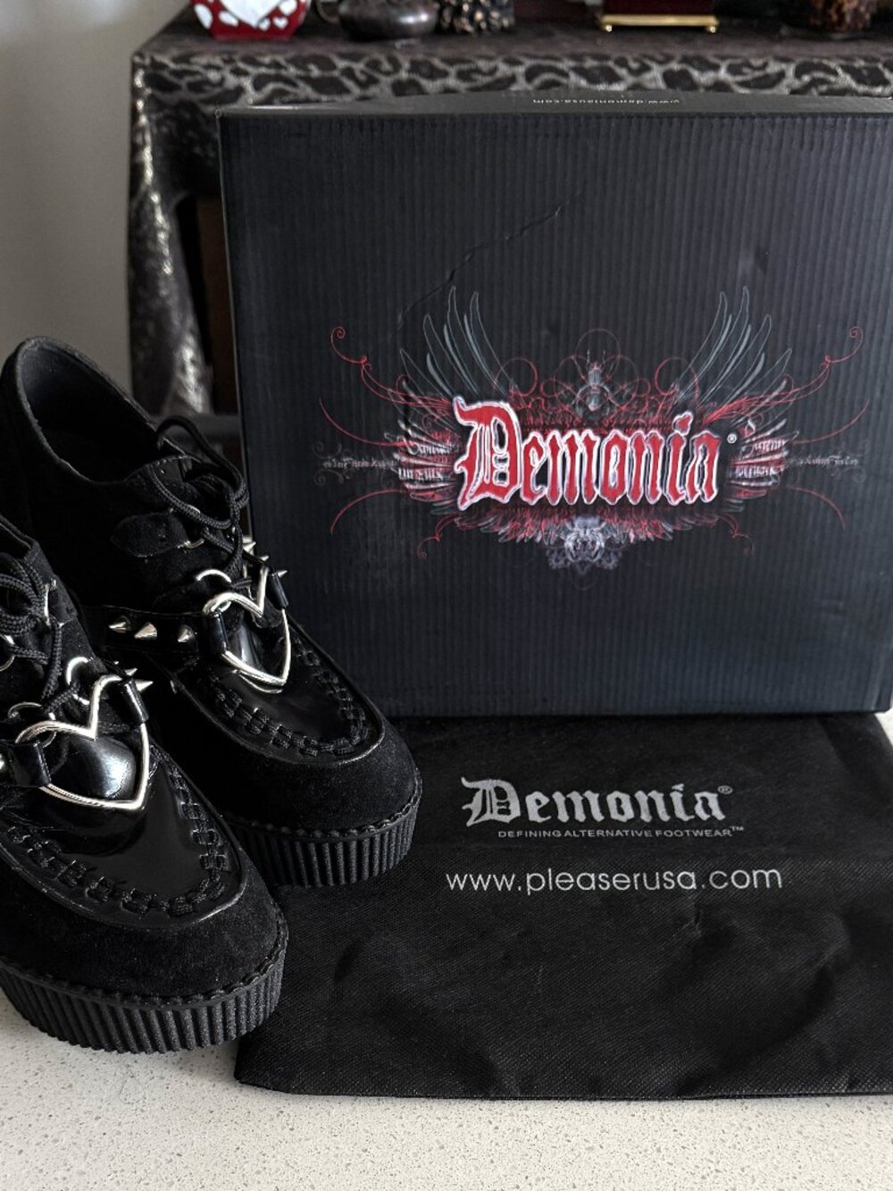 DEMONIA Creeper 302H Black Heart O-Ring & Spikes Vegan Suede | 9M| NWB - Picture 9 of 11
